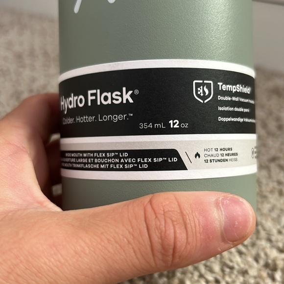 Hydro Flask Sage Green Bottle with Black Lid - Picture 9 of 10